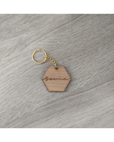 Llavero Hexagonal de madera con Nombre Grabado Llavero Hexagonal de madera con Nombre Grabado