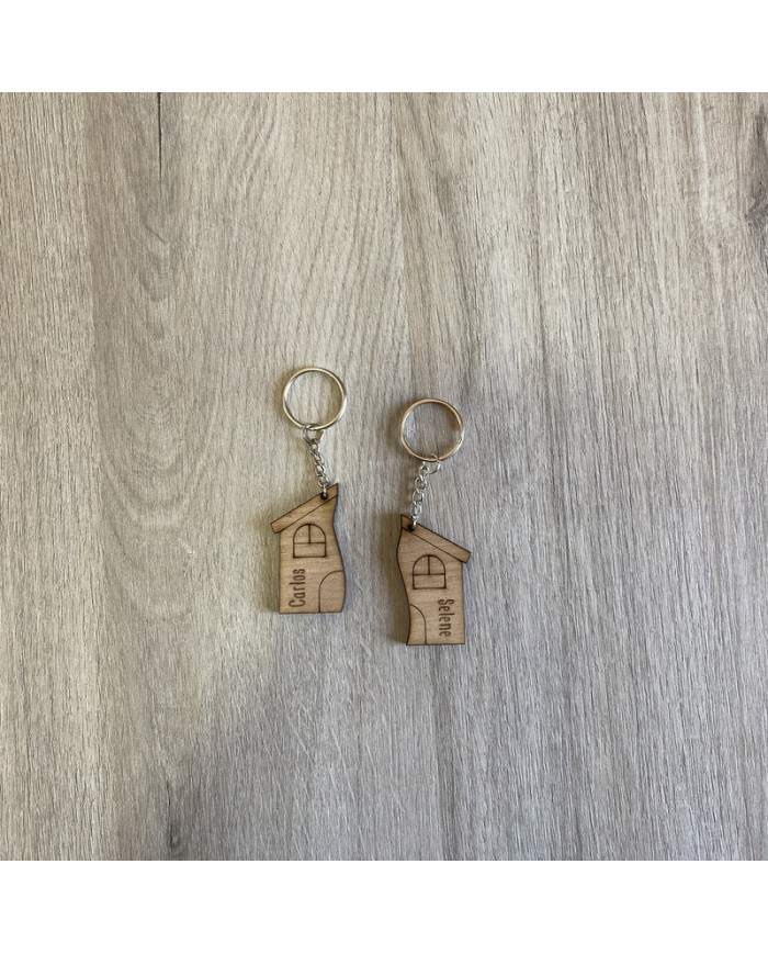 Llavero Casa con Nombre Grabado 1 o 2 piezas