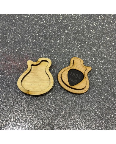 Guitarra Porta Púas con Púa de Metacrilato Guitarra Porta Púas con Púa de Metacrilato