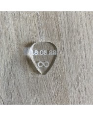 Púa de Metacrilato Grabada