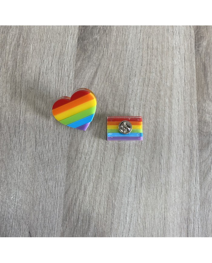 Pin Bandera del Orgullo LGBT en Forma de Corazón