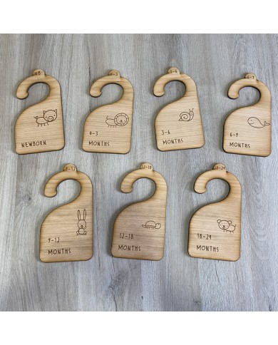 Pack 7 Perchas Semanas para Ropa de Bebé con Animalitos