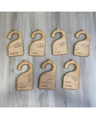 Pack 7 Perchas Semanas para Ropa de Bebé con Animalitos