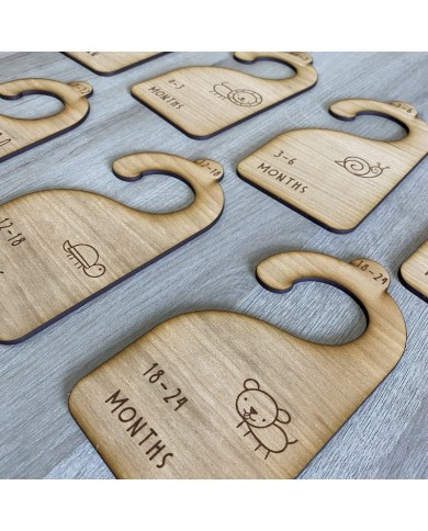 Pack 7 Perchas Semanas para Ropa de Bebé con Animalitos