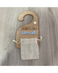 Percha Ratoncito Pérez con Nombre en Metacrilato