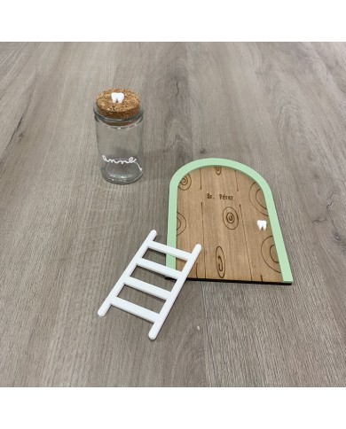 Puerta con Escalera para El Ratoncito Pérez y Bote con Nombre para Diente