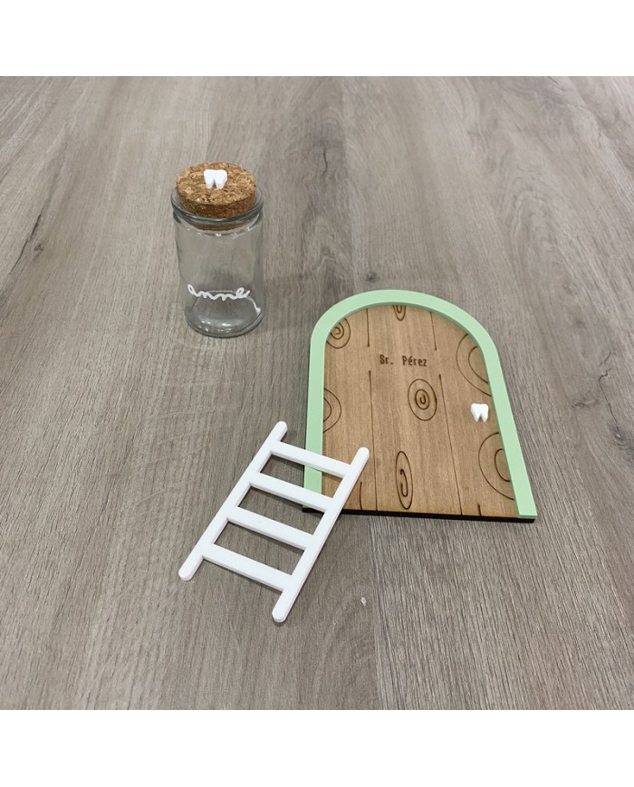 Puerta con Escalera para El Ratoncito Pérez y Bote con Nombre para Diente