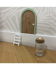 Puerta con Escalera para El Ratoncito Pérez y Bote con Nombre para Diente