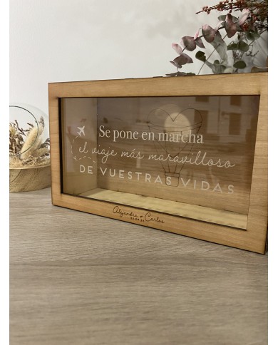 Hucha "Se pone en marcha el viaje más maravilloso de vuestras vidas" Hucha "Se pone en marcha el viaje más maravilloso de vuestras vidas"