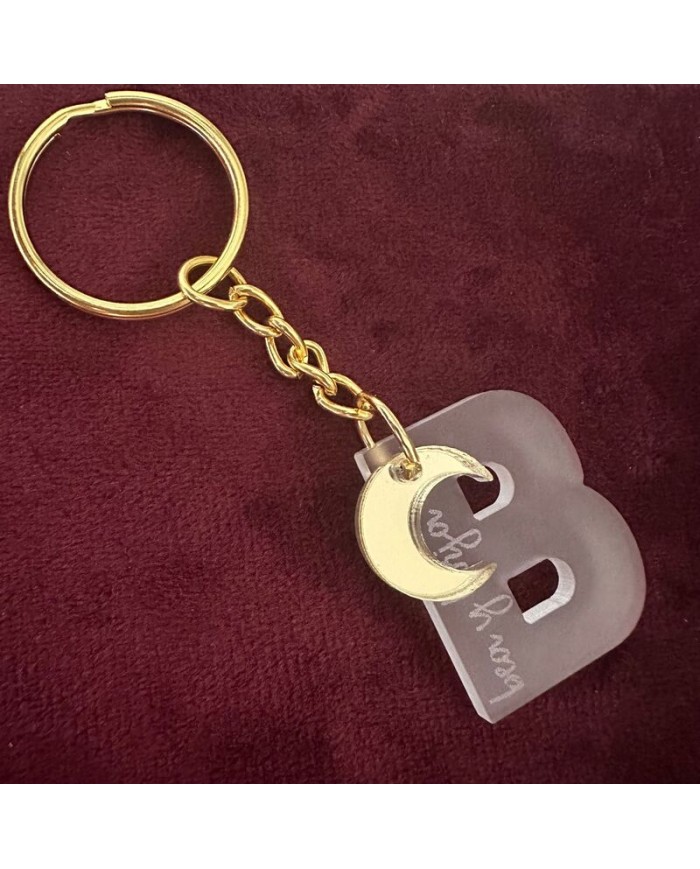 Llavero Inicial con Nombre y Colgante de Luna