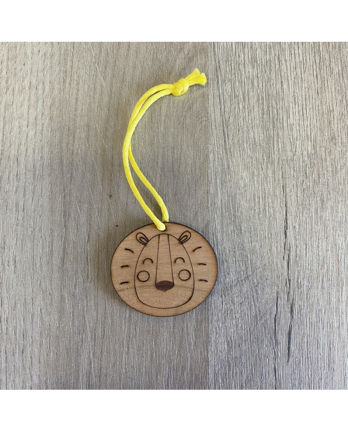 Identificadores de Animales de Madera con Nombre y Teléfono Grabados