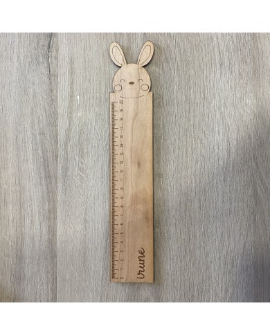 Regla de Madera de Conejo con Nombre Regla de Madera de Conejo con Nombre