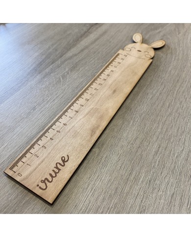 Regla de Madera de Conejo con Nombre Regla de Madera de Conejo con Nombre