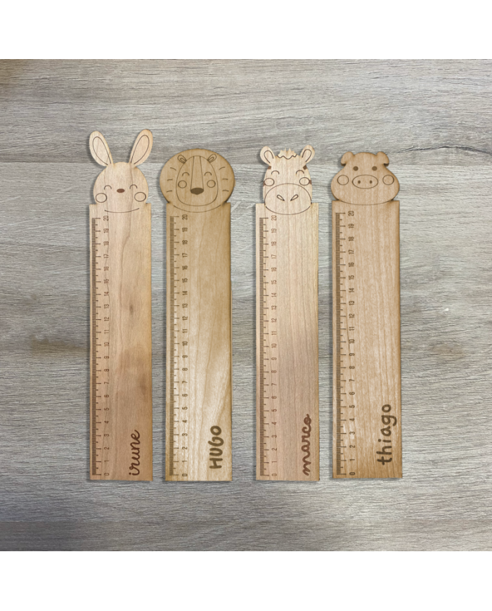 Regla de Madera de Cebra con Nombre