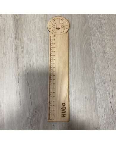 Regla de Madera de León con Nombre Regla de Madera de León con Nombre