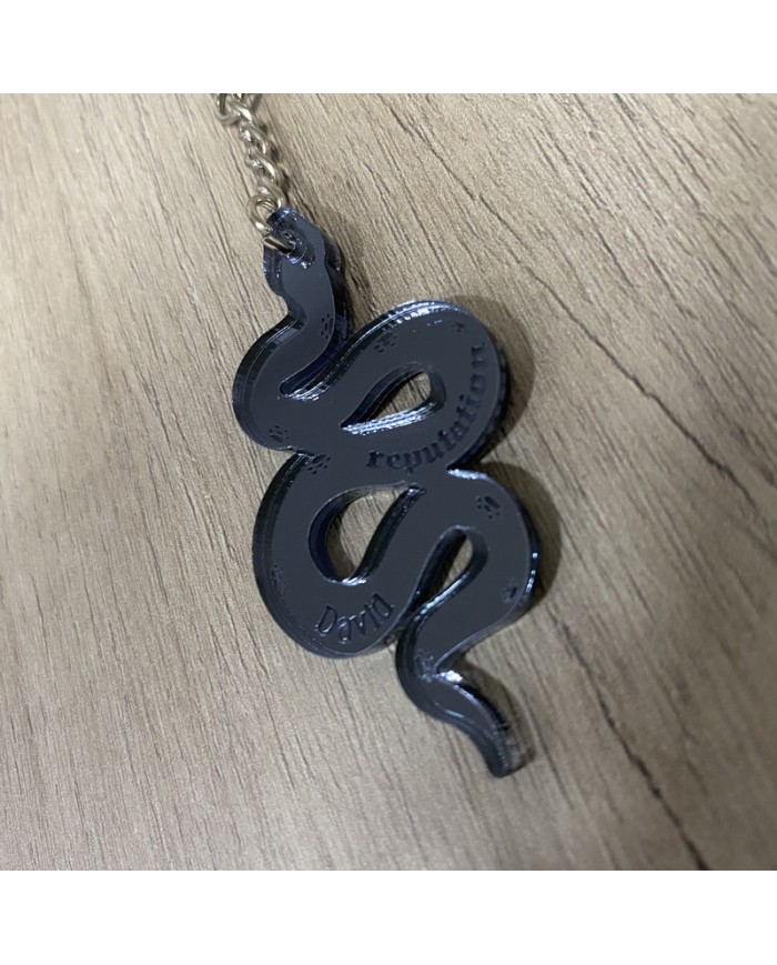 Llavero Serpiente del Disco Reputation de Taylor Swift con Nombre Llavero Serpiente del Disco Reputation de Taylor Swift con Nombre