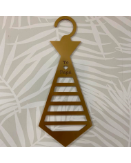 Corbatero en Metacrilato