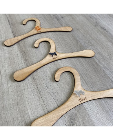 Percha con Silueta de Perro y Nombre