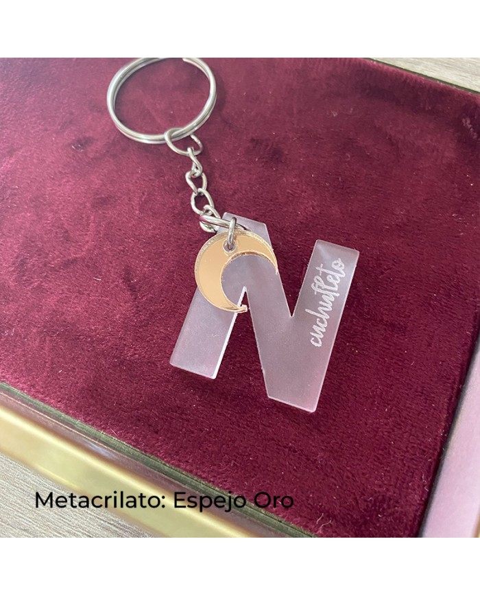 Llavero Inicial con Nombre y Colgante de Luna