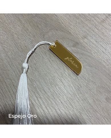 Marcasitios Etiqueta con Nombre Grabado y Borla