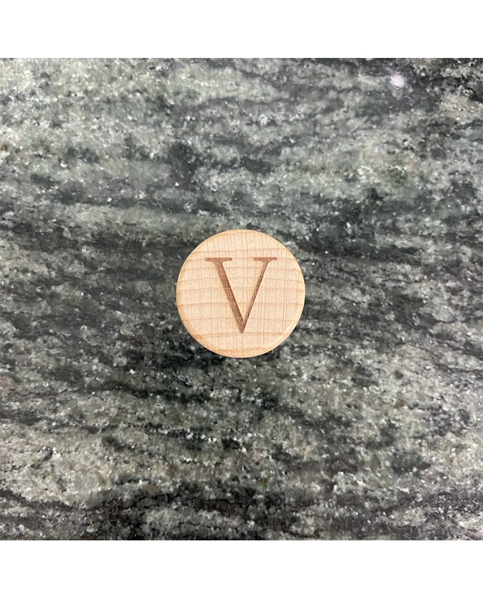 Tapón de Madera Personalizado con Inicial Grabada para Botellas de Vino