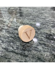 Tapón de Madera Personalizado con Inicial Grabada para Botellas de Vino