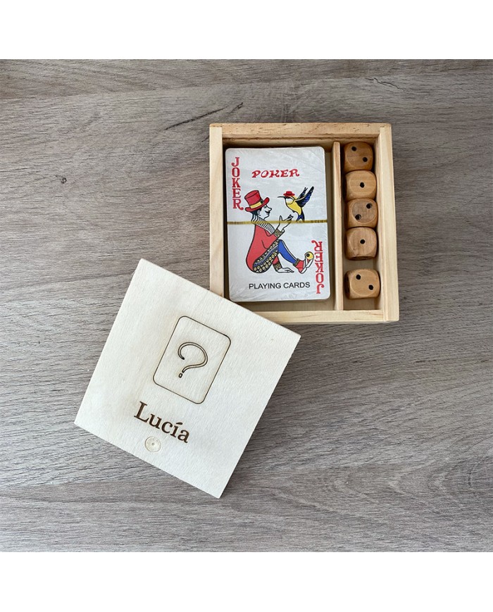 Set de Juegos con Cartas y Dados