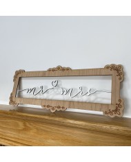 Photocall Vintage Mr&Mrs de Madera de Cerezo y Blanca con Nombre y Fecha Grabados