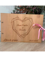 Espejo con forma de cámara con nombre grabado