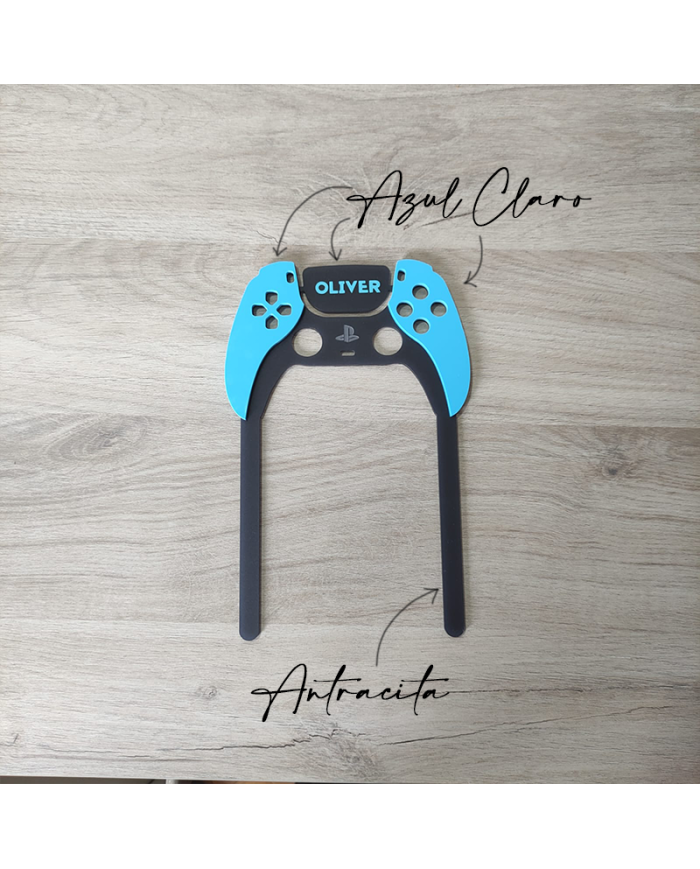 Topper Mando PS5 de Metacrilato con Nombre en Vinilo