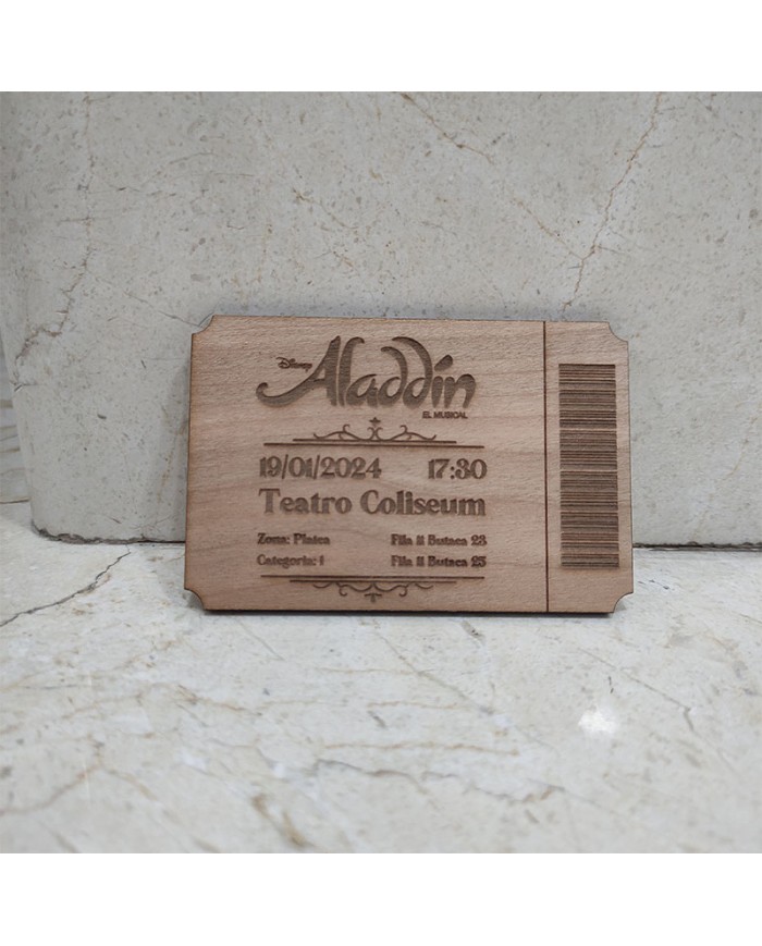 Entradas para Teatro con Fecha y Asiento Personalizadas con Nombre en Madera Grabada