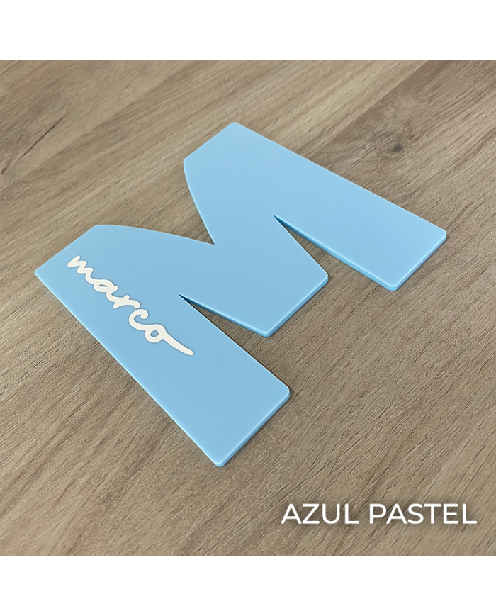 Inicial con Nombre en Vinilo