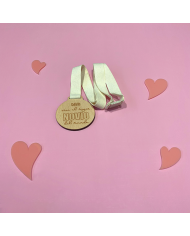 Medalla "El Mejor Novio del Mundo" o "La Mejor Novia del Mundo" de Madera Personalizada con Nombre Medalla "El Mejor Novio del Mundo" o "La Mejor Novia del Mundo" de Madera Personalizada con Nombre