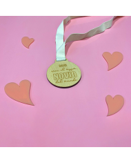 Medalla "El Mejor Novio del Mundo" o "La Mejor Novia del Mundo" de Madera Personalizada con Nombre Medalla "El Mejor Novio del Mundo" o "La Mejor Novia del Mundo" de Madera Personalizada con Nombre