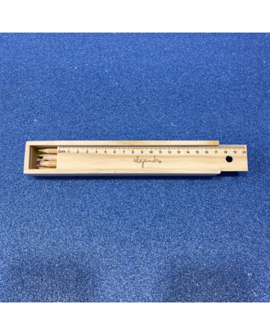 Estuche de Lápices de Madera con Regla Personalizado con Nombre Grabado Estuche de Lápices de Madera con Regla Personalizado con Nombre Grabado