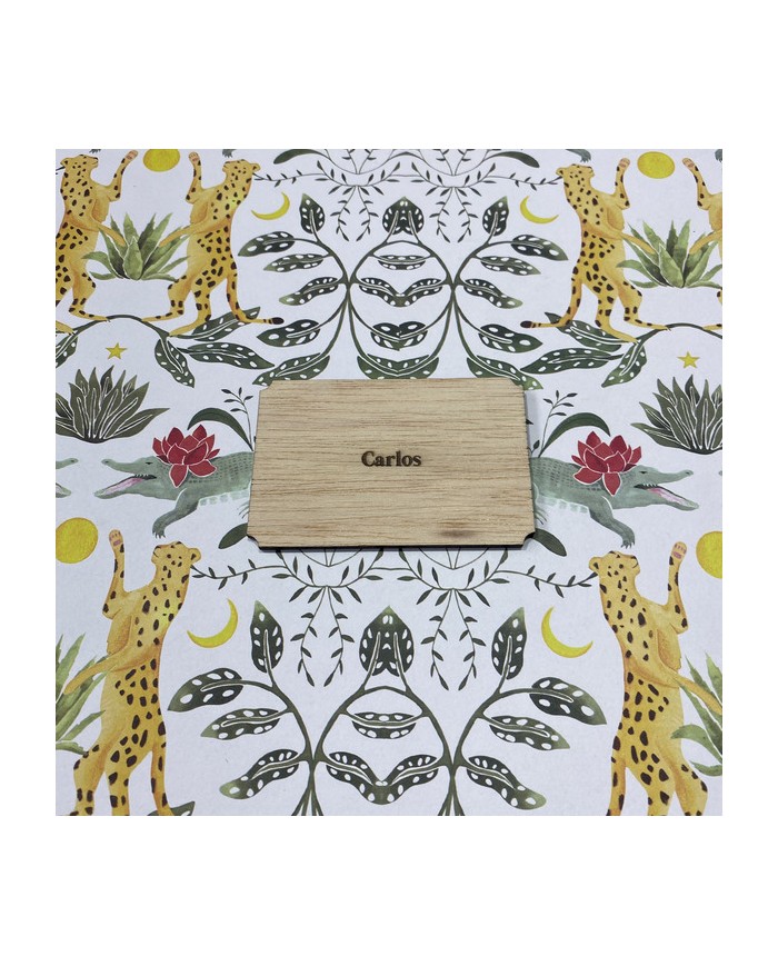 Entradas para Teatro con Fecha y Asiento Personalizadas con Nombre en Madera Grabada