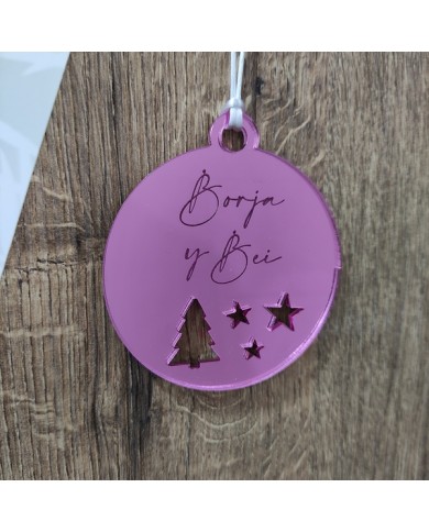 Bola de Navidad Nombres Grabados y Árbol y Estrellas Caladas