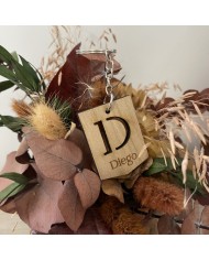 Llavero Etiqueta Pequeño con Inicial Calada y Nombre Grabado en Madera