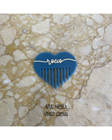 Peine En Forma de Corazón con Nombre en Vinilo Peine En Forma de Corazón con Nombre en Vinilo