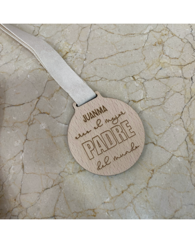 Medalla de Madera "Eres el Mejor Padre del Mundo" Personalizado con Nombre Medalla de Madera "Eres el Mejor Padre del Mundo" Personalizado con Nombre