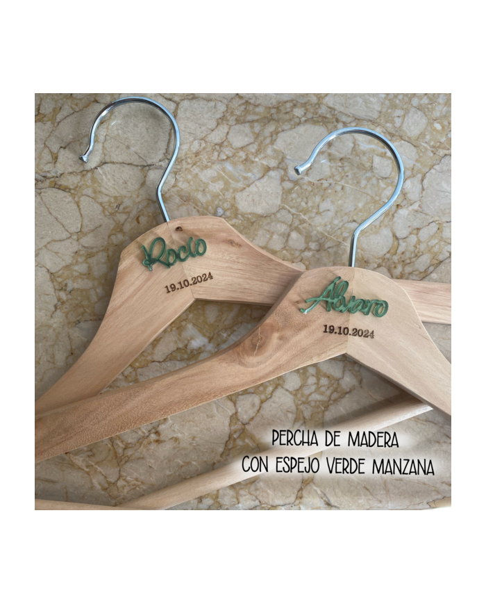 Percha Con Nombre en Metacrilato y Fecha Grabada para Bodas