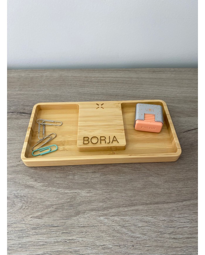 Cargador organizador con nombre