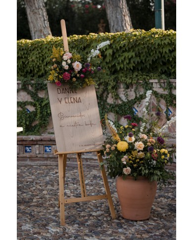 Cartel de madera "Bienvenidos a nuestra boda"