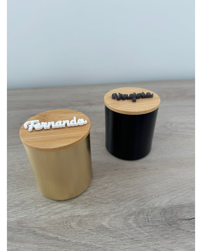 VELA AROMÁTICA EN METAL CON TAPA MADERA + NOMBRE