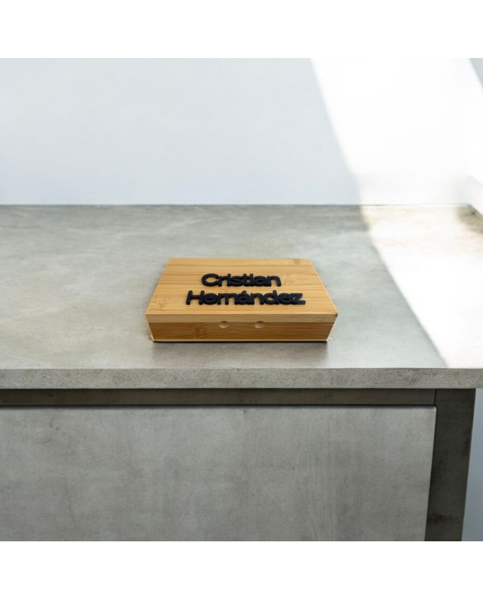 DOMINÓ CAJA MADERA CON PIEZAS BLANCAS, NOMBRE Y APELLIDO