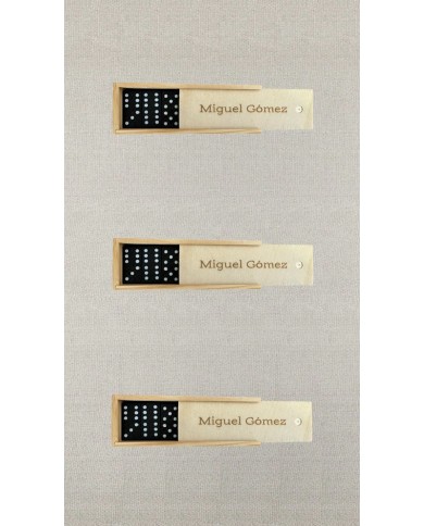 DOMINÓ PIEZAS NEGRAS CON NOMBRE Y APELLIDO GRABADO DOMINÓ PIEZAS NEGRAS CON NOMBRE Y APELLIDO GRABADO