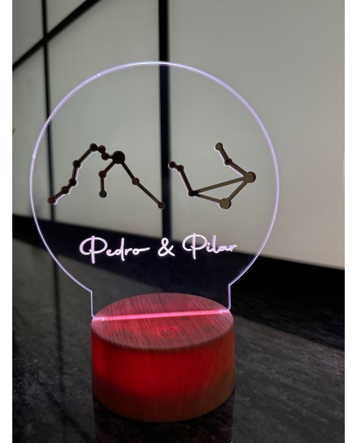 LAMPARA CONSTELACIONES CON 2 NOMBRES, BASE INALAMBRICA EFECTO MADERA