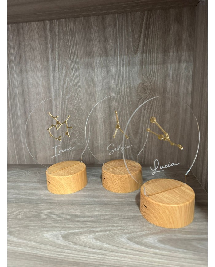 LAMPARA CONSTELACIONES CON 1 NOMBRE, BASE INALAMBRICA EFECTO MADERA