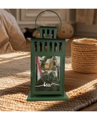 FAROLILLO CON NOMBRE CON FLORES PRESERVADAS Y TIRA DE LED