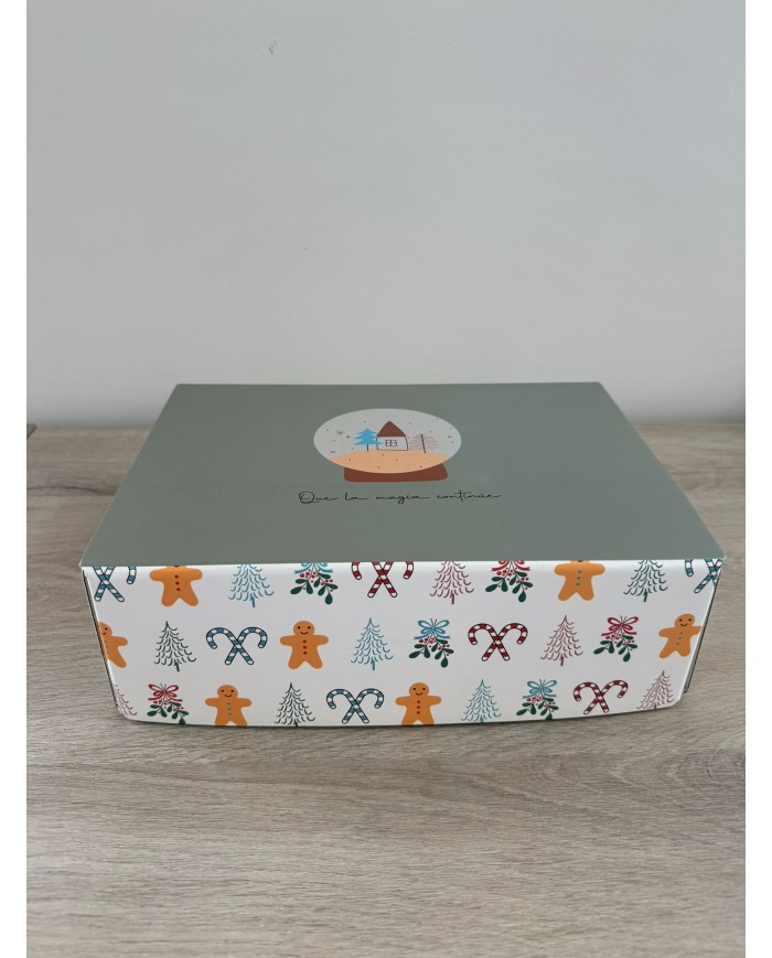 CAJA NAVIDEÑA CAVA DORADO CON NOMBRE